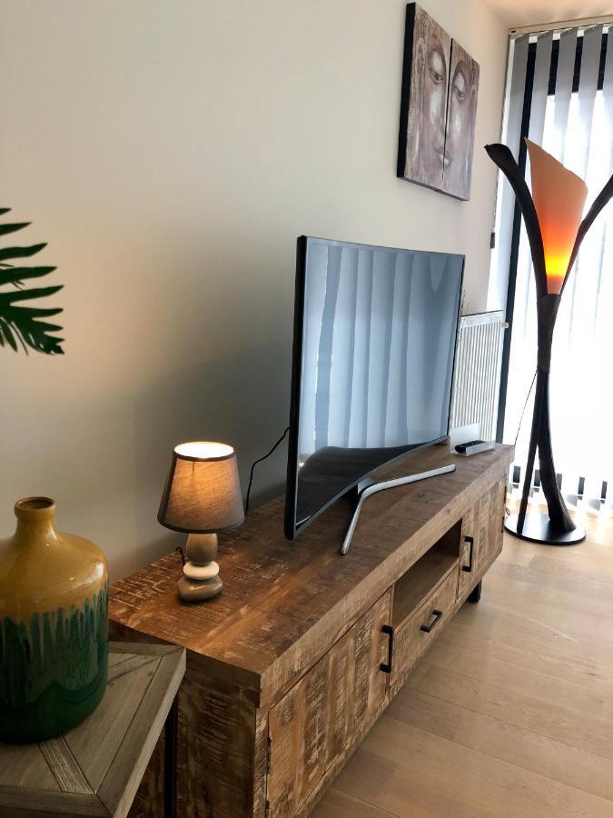 Luxury Apartment Mons City Center Екстериор снимка