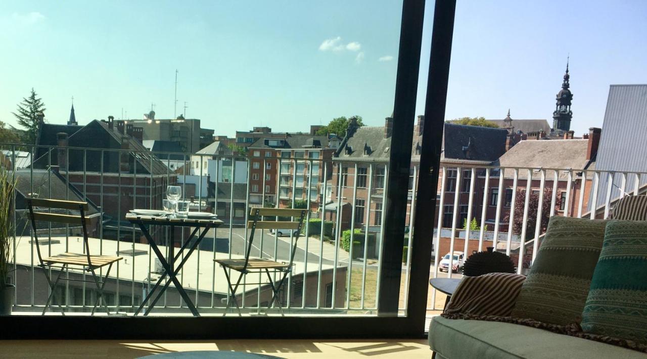 Luxury Apartment Mons City Center Екстериор снимка