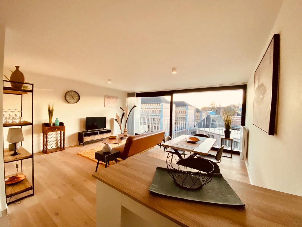Luxury Apartment Mons City Center Екстериор снимка